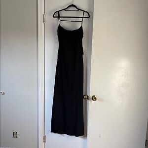 Elegant Black Maxi Dress